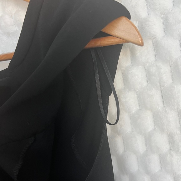 Zara Woman Large Sleeveless Black Shoulder Roll Padded Top - Picture 8 of 13